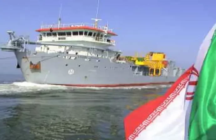 سفينتان حربيتان إيرانيتان في المياه الإقليمية الأسترالية تهزان أروقة الحكم في إسرائيل