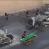 سقوط سيارة من على جسر في الرياض