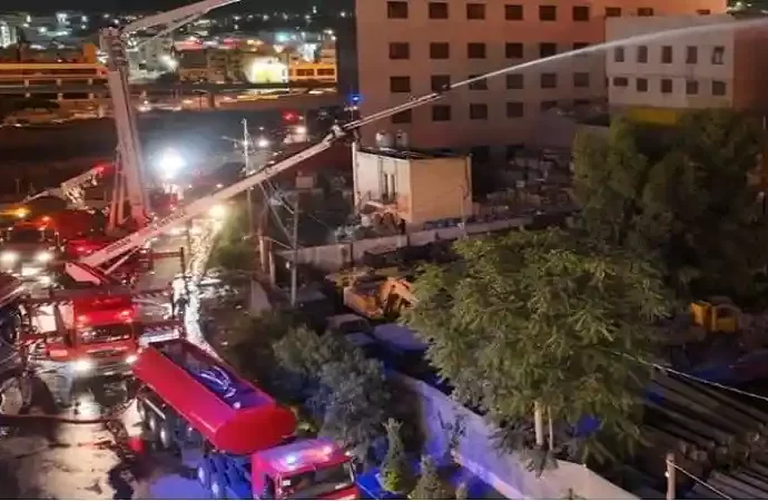 اليكم أسباب انهيار أجزاء من مصنع الاسفنج المحترق في عمّان