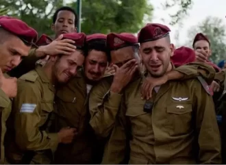 مقتل جنود إسرائيليين بنيران قوات إسرائيلية في غزة