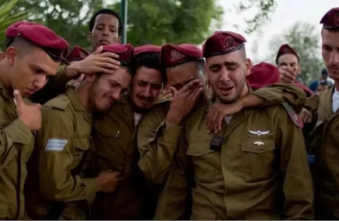 مقتل جنود إسرائيليين بنيران قوات إسرائيلية في غزة