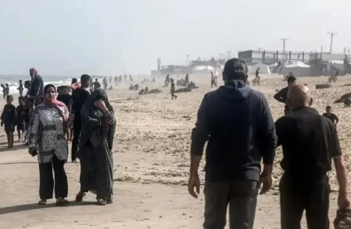 5 شهداء وإصابة العشرات خلال توزيع المساعدات شمال غزة