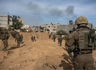 هآرتس: الجيش رسم مناطق إعدام غير مرئية في قطاع غزة