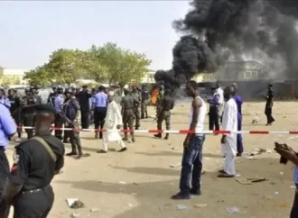 ارتفاع عدد قتلى الهجمات الإرهابية في نيجيريا إلى 17 شخصا.