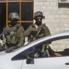 قوات الاحتلال تستهدف مخيم بلاطة بغارتين و اقتحام مكتب للصرافة في رام الله