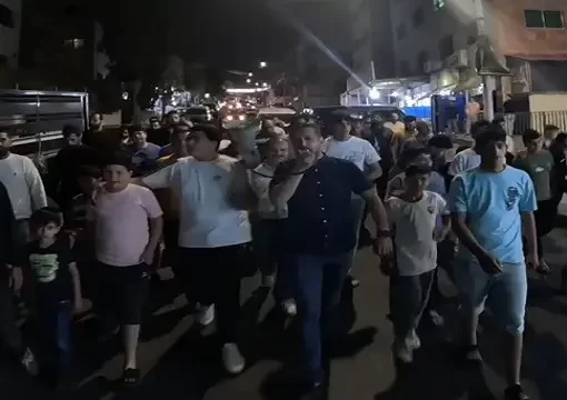 مسيرة ليلية في حي الطفايلة للتنديد بالإبادة الجماعية في غزة ودعم المقاومة