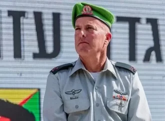 قائد فرقة غزة يؤكد فشله ويقدم استقالته