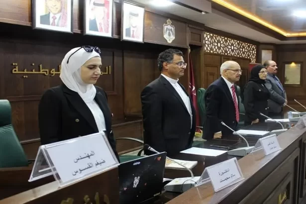 عرض فيلم وثائقي عن الوصاية الهاشمية في جرش"38".