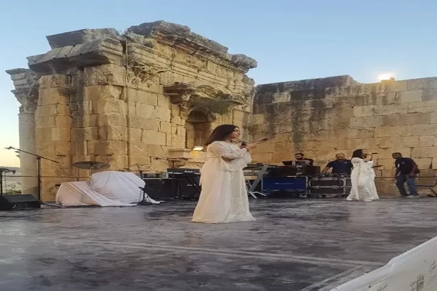 مركز زها الثقافي يفتتح فعالياته في مهرجان جرش 38