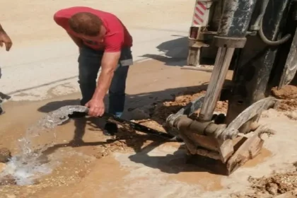 إزالة اعتداءات على خطوط مياه