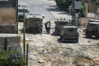 اقتحامات واعتقالات بالضفة وإضراب شامل حدادا على هنية