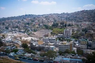 أجواء صيفية معتدلة وانخفاض على الحرارة الأحد