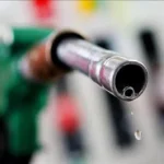 تخفيض سعر البنزين 3.5 قرشا والديزل قرشين