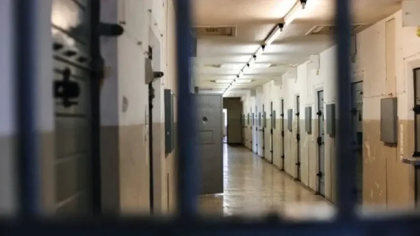 المعتقل راني الزواهرة يدخل في اضراب مفتوح