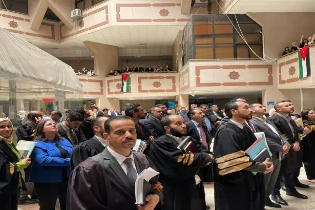 توقف الترافع أمام المحاكم اليوم تضامنا مع غزة ولبنان