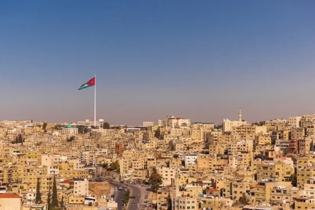 أجواء خريفية معتدلة في أغلب المناطق اليوم