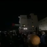 المئات في ساحة الكالوتي