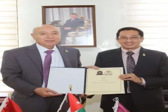 وفد ماليزي يزور جامعة مؤتة لبحث التعاون المشترك في مجال البحث العلمي وتبادل الخبرات.