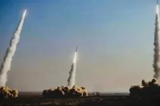 50 صاروخا لحزب الله على الجليل في دقيقتين