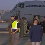 إجلاء 44 أردنيا من لبنان على متن طائرة عسكرية برفقة الصفدي