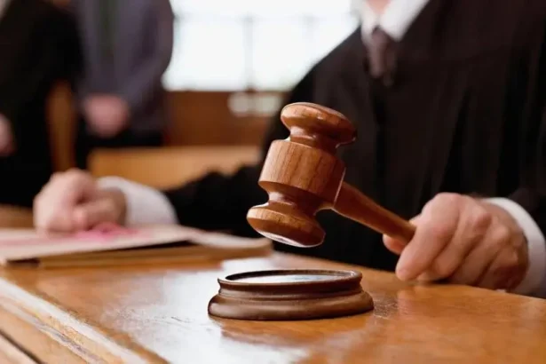 السجن خمس سنوات لمحاسب في الجمارك أختلس 48 ألف دينار