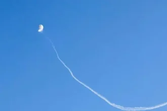 كيف استهدفت طائرة مسيرة منزل نتنياهو في قيسارية؟