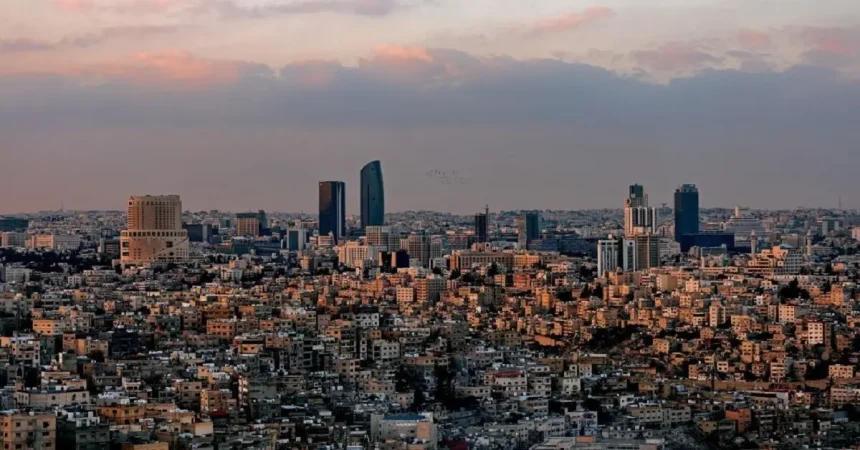 طقس خريفي معتدل في معظم المناطق حتى يوم السبت.