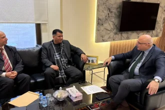 سفير أذربيجان يلتقي رئيس بلدية الباسلية