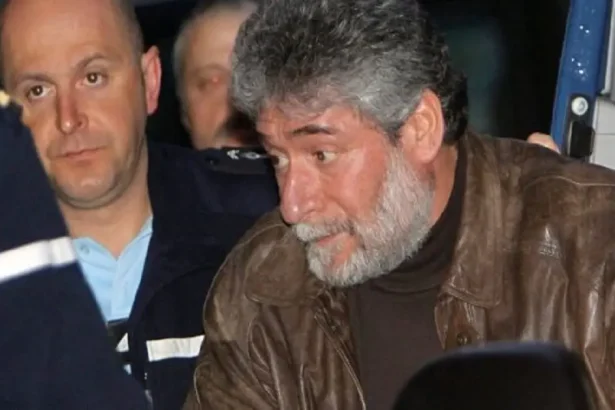 قضت محكمة فرنسية بقرار الإفراج عن المناضل اللبناني جورج عبد الله بعد أربعة عقود من السجن