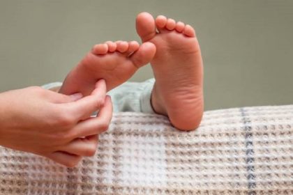 "الدغدغة". . ما سبب ضحكنا عند التعرض لها؟