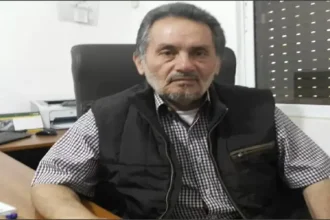 الصحفي غازي العمريين: شيخ صحفي الجنوب وصوت الحقيقة