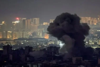 حزب الله يقصف قاعدة للمخابرات بتل أبيب وعشرات الشهداء في لبنان