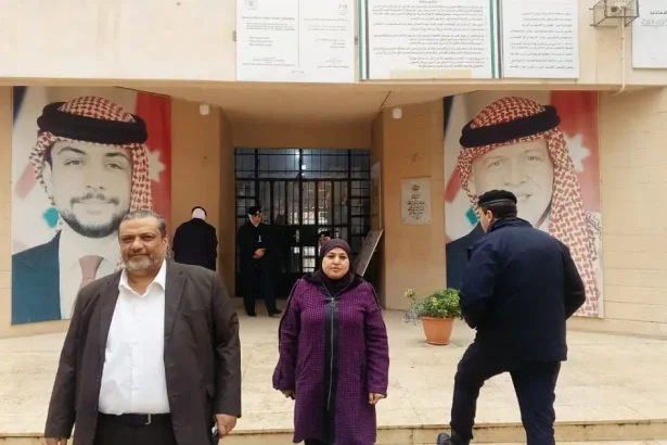 أبو الخيل يتفقد مراكز امتحانات الثانوية العامة للدورة التكميلية مادبا