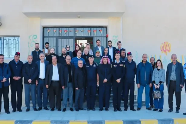 أبو الخيل يفتتح حديقة ليث وريان في مدرسة زرقاء ماعين