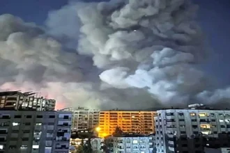 الاحتلال يشن مئات الغارات على سورية لتدمير قدراتها العسكرية براً وبحراً وجواً