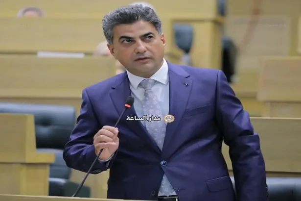 النائب عبد الناصر الخصاونة يطالب بدعم بلدية بني عبيد وزيادة مخصصات مجالس المحافظات.