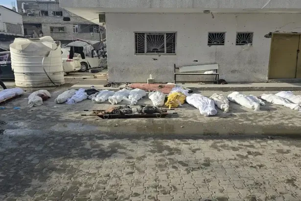 الاحتلال يواصل قصف أنحاء قطاع غزة لليوم الـ 427.. ويرتكب مجزرة في النصيرات