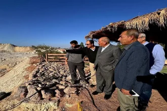 الذنيبات يتفقد من المشاريع الإستثمارية والخدمية بمواقع الفوسفات في العقبة 