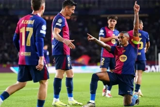 برشلونة يتجاوز باربسترو برباعية!