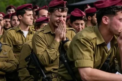 الاحتلال يقر بمقتل ضابط وجنديين في معارك غزة