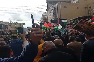 آلاف الأردنيين في وسط البلد: من عمّان تحية.. لغزتنا الأبية