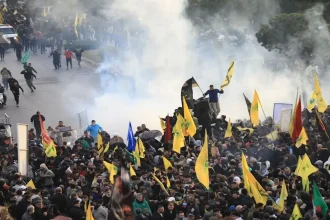 حزب الله يتّهم الجيش بالاعتداء على مُتظاهري طريق المطار