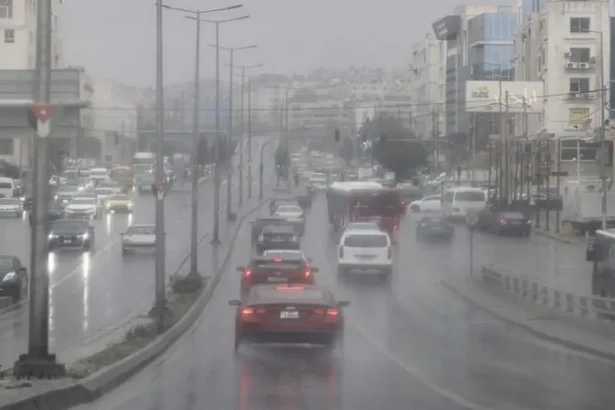 توقعات بأجواء باردة مع احتمال تساقط أمطار متفرقة خلال الأيام القادمة