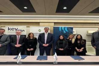 البنك الأردني الكويتي يدعم إنشاء مختبر زراعي تفاعلي في غابة ملك مملكة البحرين