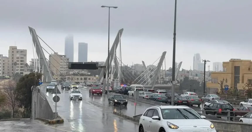 اليوم يشهد طقسًا باردًا،وكتلة هوائية قطبية يوم الخميس.