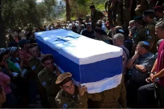 كافة الأسرى قتلوا بقصف الاحتلال على قطاع غزة بحسب المقاومة- جيتي