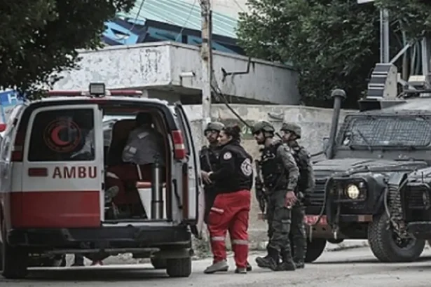 مقتل جنديين إسرائيليين وإصابة 6 بعملية إطلاق نار على حاجز تياسير بالأغوار الشمالية