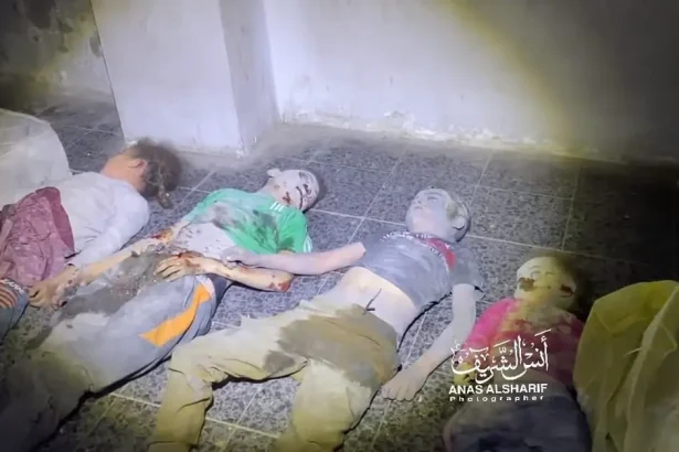 مئات الشهداء وعشرات الجرحى في مجازر إسرائيلية بقطاع غزة