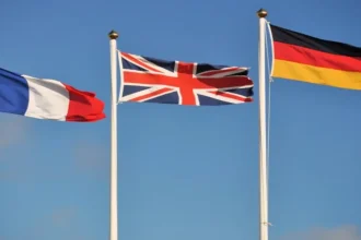 بيان بريطاني فرنسي ألماني: على "إسرائيل" الوفاء بالتزاماتها بشأن دخول المساعدات إلى غزة