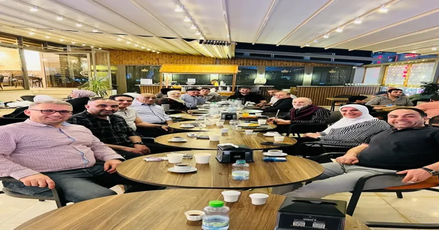 كلية الآداب والعلوم بجامعة العقبة للتكنولوجيا تقيم إفطارًا رمضانيًا لأعضاء الهيئة التدريسية